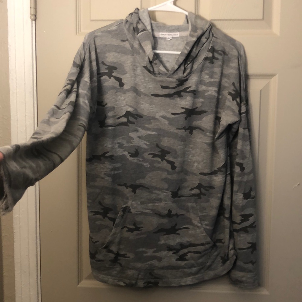 Lightweight hoodie